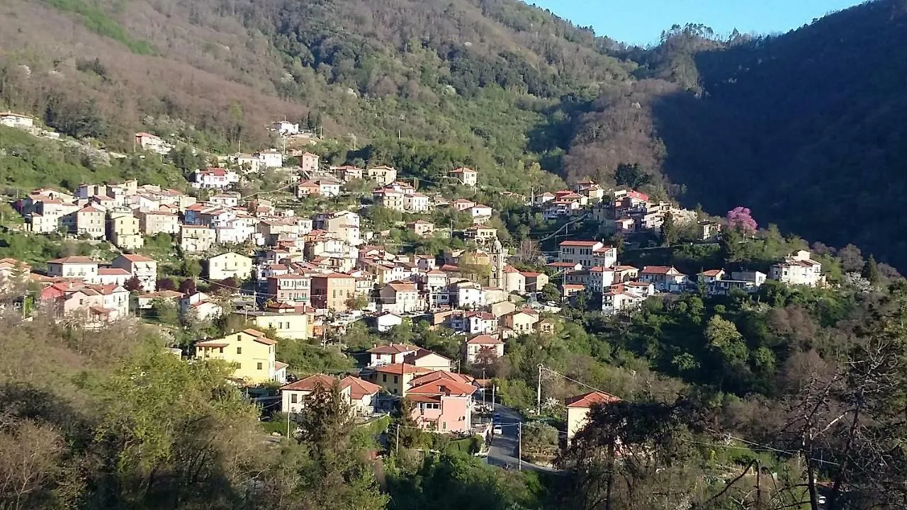 Apartment Appartamento Il Carugio Biassa